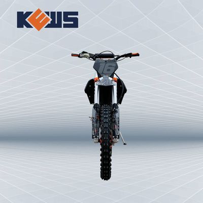 Μαύρο πρότυπο μοτοσικλετών K16 250CC Enduro με τη δίδυμη μηχανή 120KM/H εκκέντρων Benelli