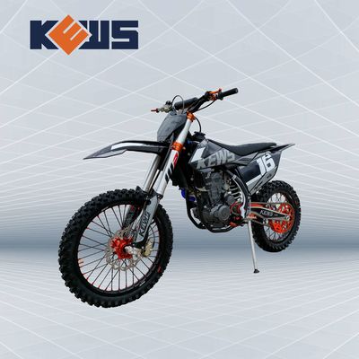 Μαύρο πρότυπο μοτοσικλετών K16 250CC Enduro με τη δίδυμη μηχανή 120KM/H εκκέντρων Benelli