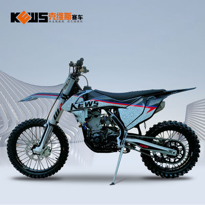 Ο αέρας της Honda NC300S δρόσισε τις ενιαίες μοτοσικλέτες κυλίνδρων με την έγχυση εξαερωτήρων και καυσίμων