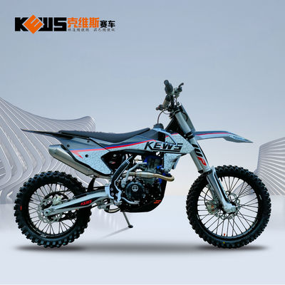 Ο αέρας της Honda NC300S δρόσισε τις ενιαίες μοτοσικλέτες κυλίνδρων με την έγχυση εξαερωτήρων και καυσίμων