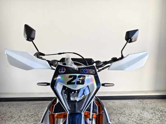 KEWS k23 R-edition 4χρονη Enduro μοτοσικλέτα με 21,0 kW ισχύς 25,0 N*m Max Torque και 140 km/h μέγιστη ταχύτητα